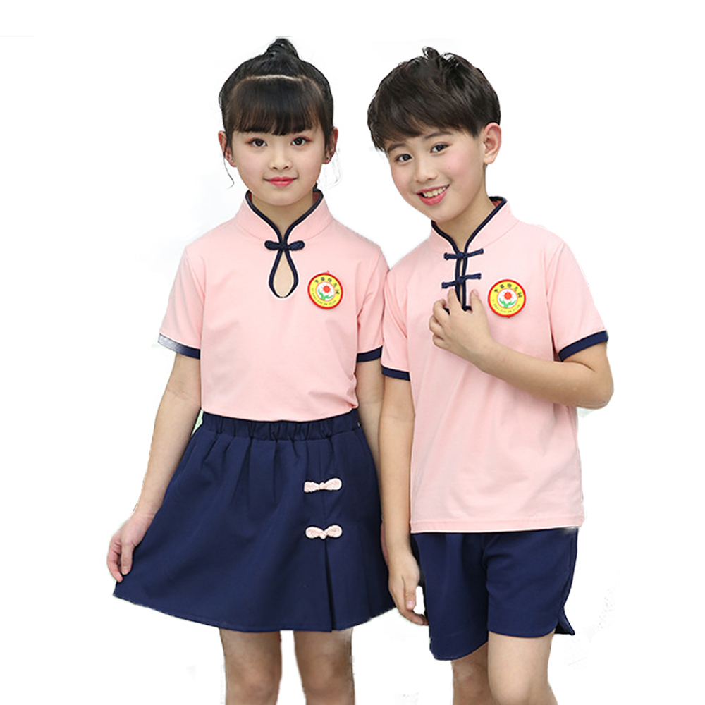 小学生校服